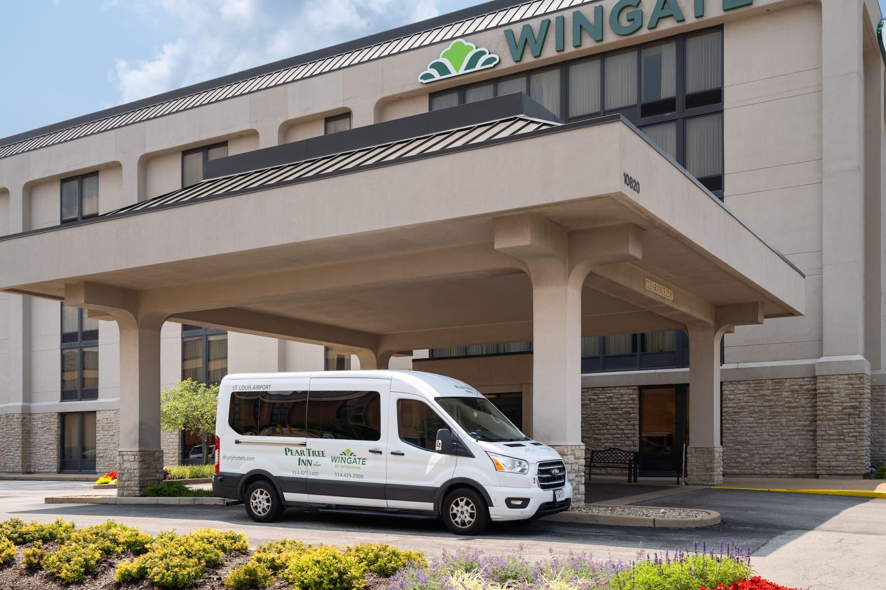 Hotel Wingate By Wyndham St Louis Airport à Saint Ann Extérieur photo