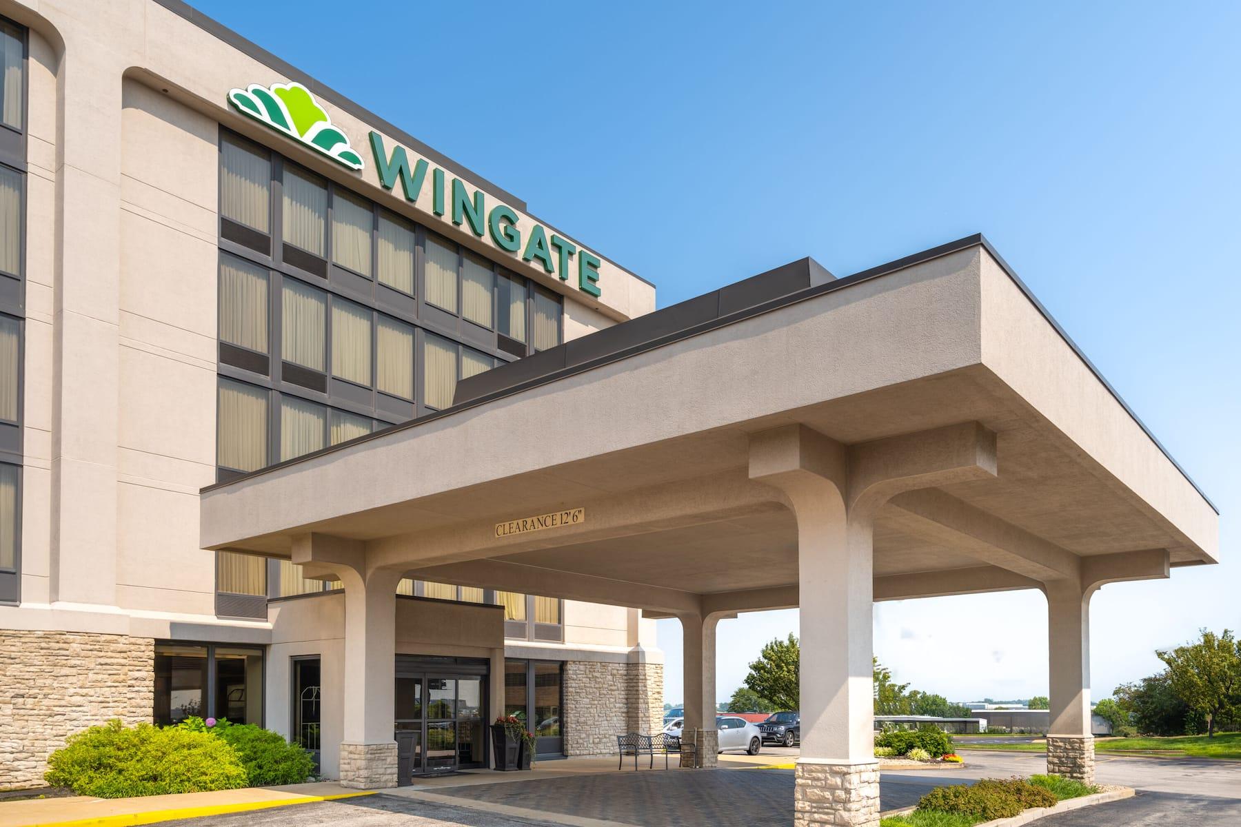 Hotel Wingate By Wyndham St Louis Airport à Saint Ann Extérieur photo